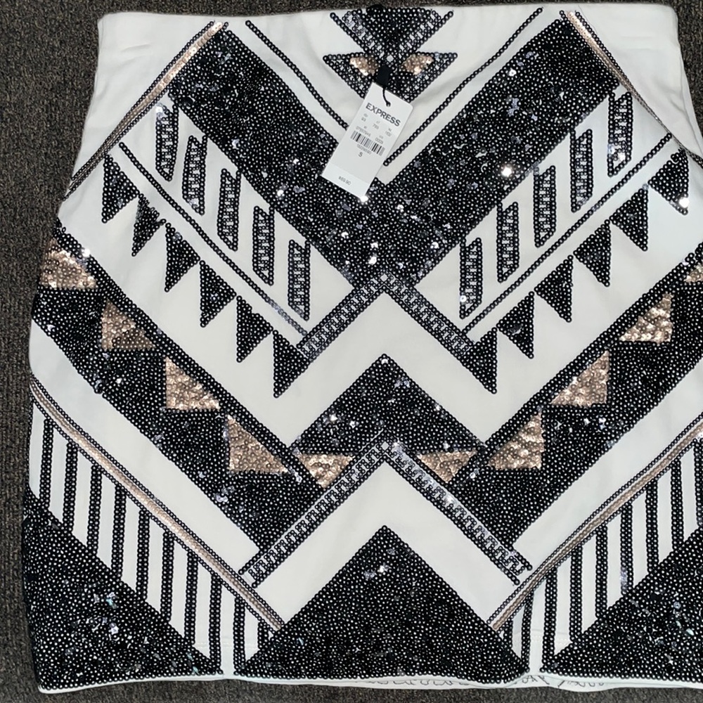 Express mini skirt
